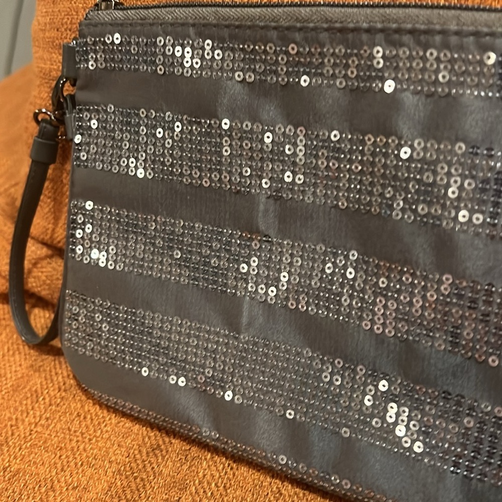 Bath & Body Works gray sequined bag wristlet - Picture 1 of 8